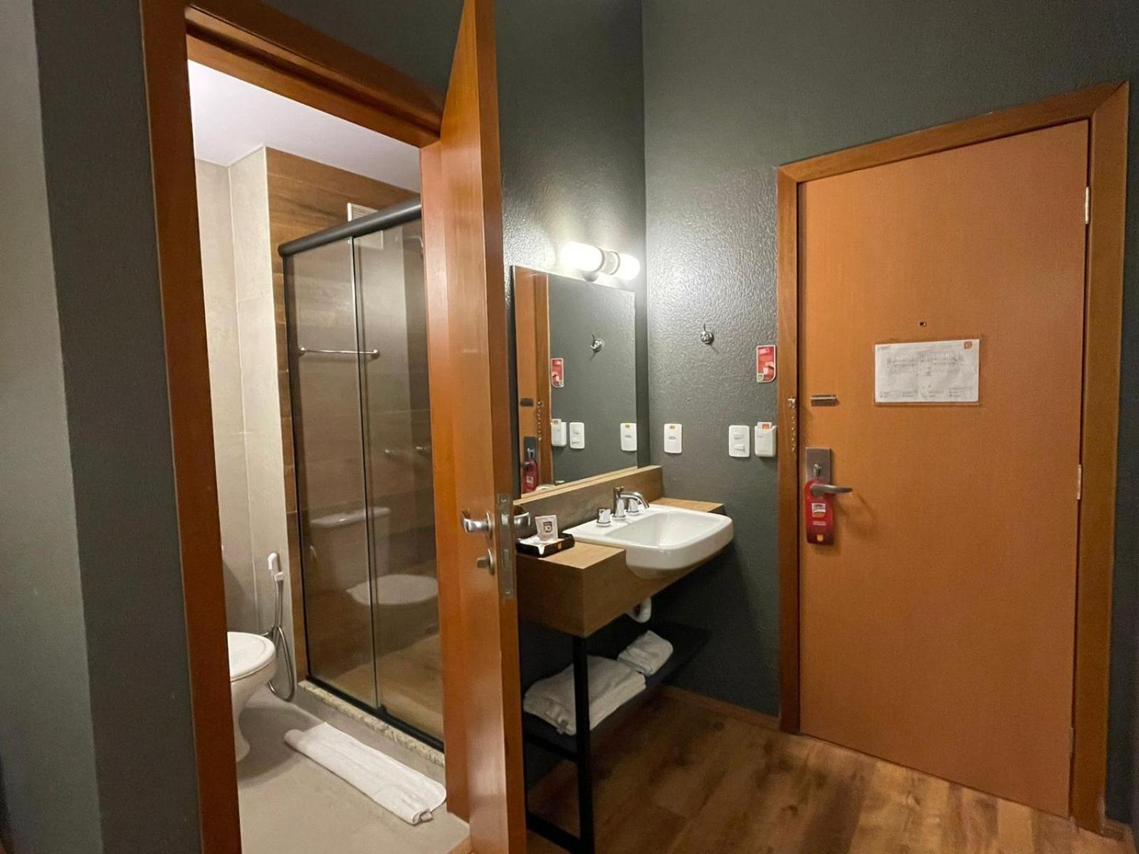 Hotel 10 Joinville Exterior foto
