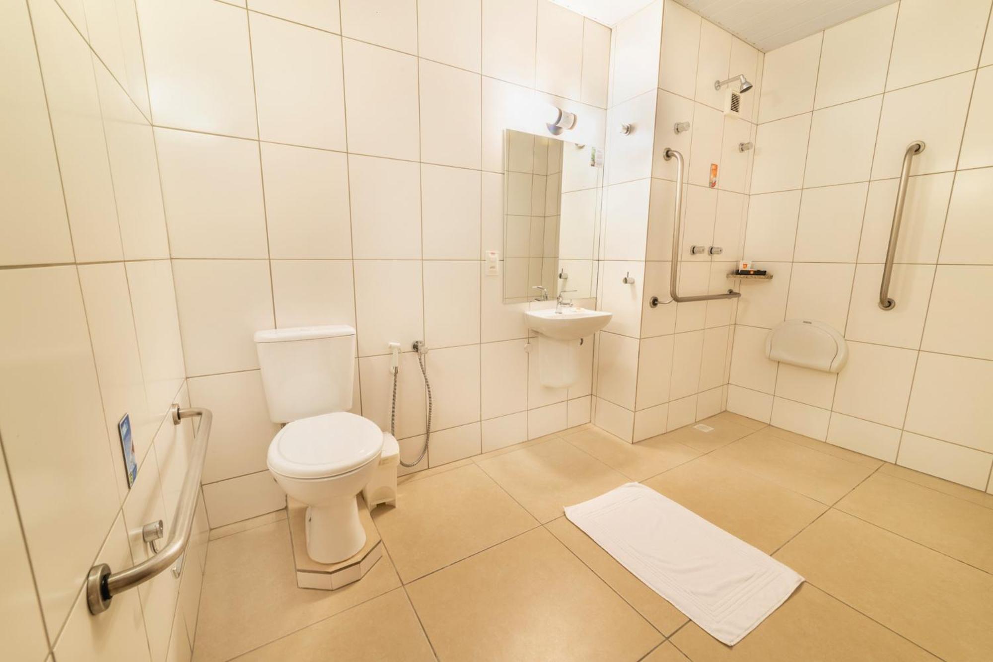 Hotel 10 Joinville Habitación foto